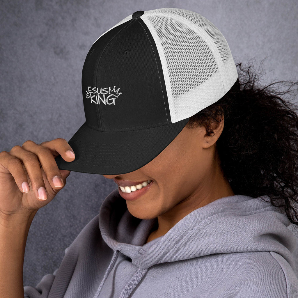 Casquette Trucker Chrétienne — Fraîcheur & Style de Foi Lumina Grace 